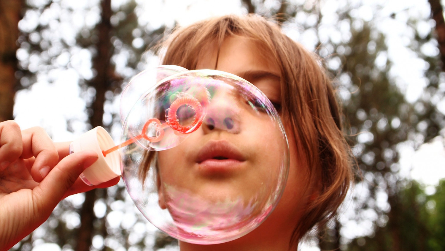 blow bubbles 668950 1920